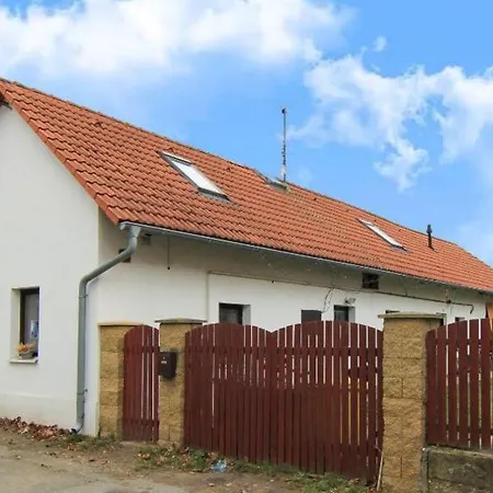 Rekreacni Dum U Elisky A Barusky Villa Krakovany Exterior photo